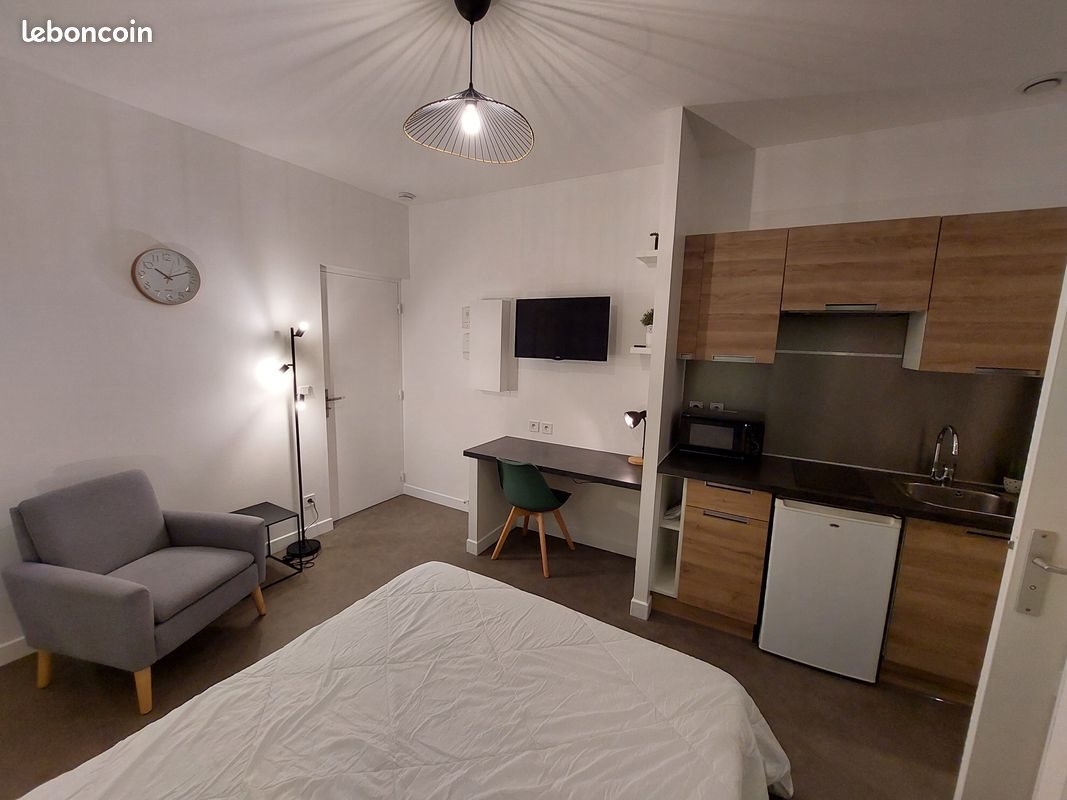 Appartement à louer, 16m², Reims