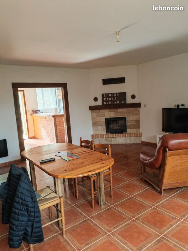Appartement à louer, 100m², Uzel