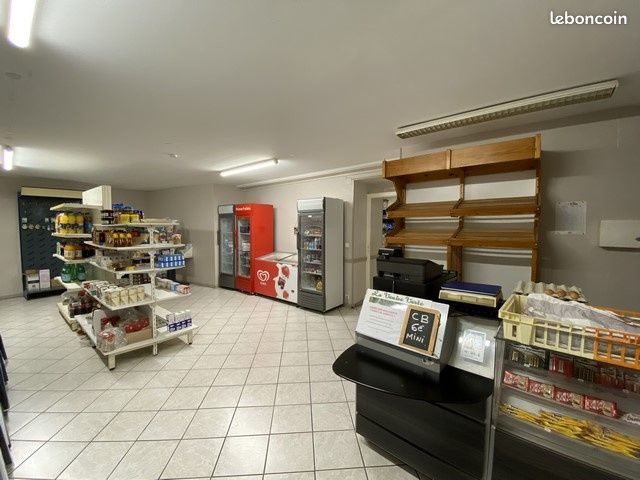 Appartement à vendre, 335m², Maillé