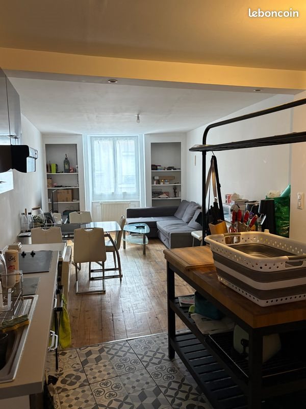 Appartement à louer, 70m², Chazelles-sur-Lyon