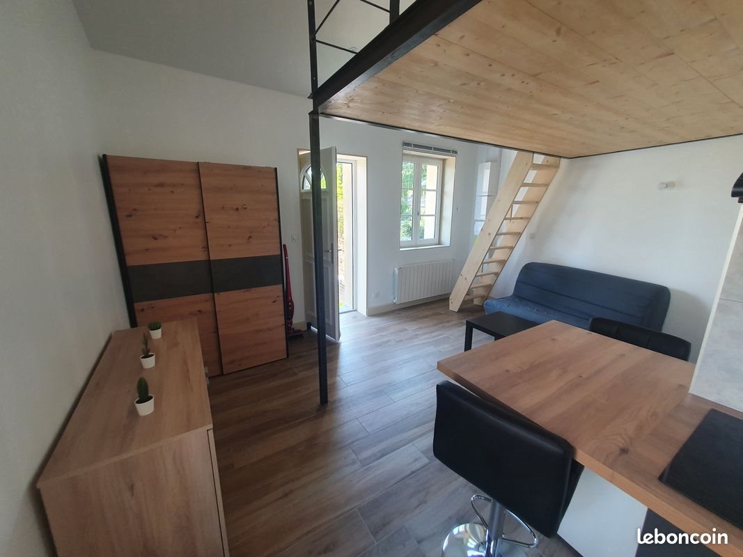 Appartement à louer, 23m², Saint-Genis-Laval