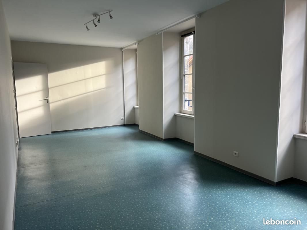 Appartement à louer, 90m², Villefranche-de-Rouergue