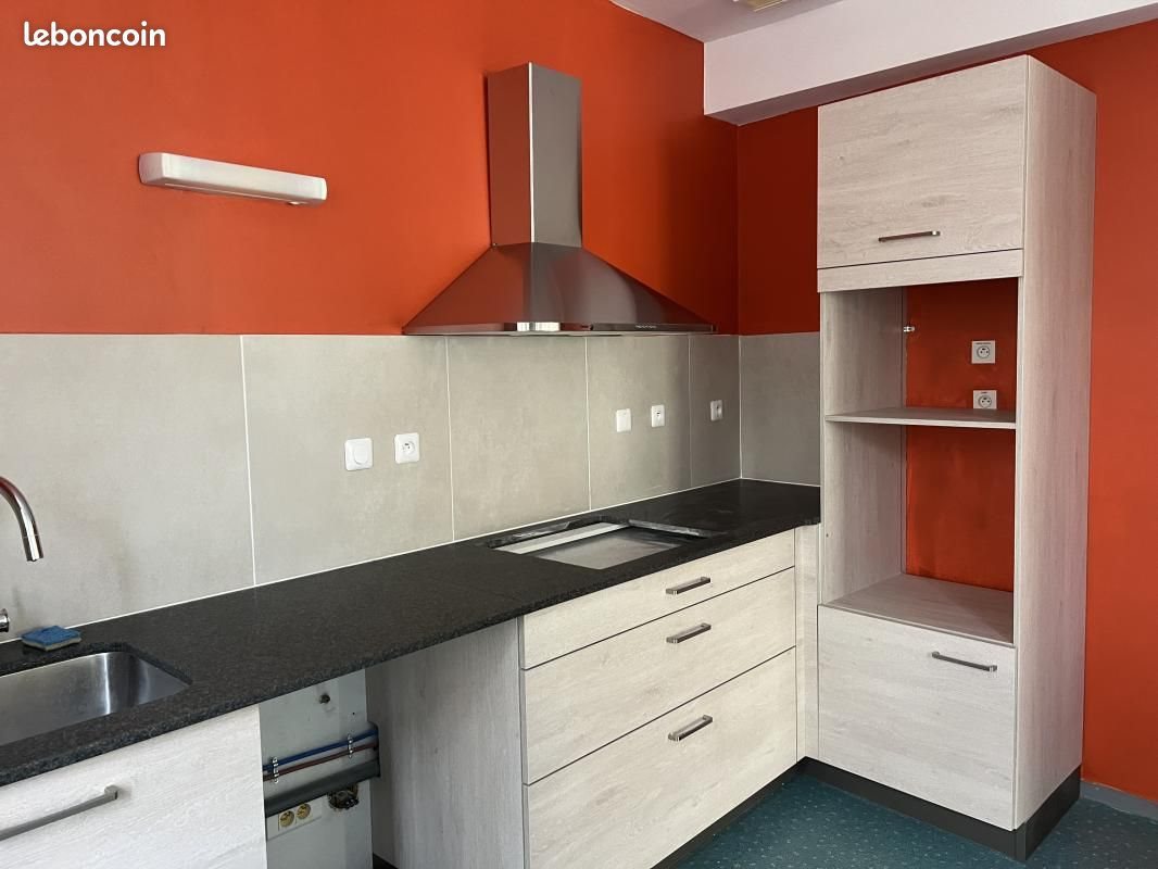 Appartement à louer, 90m², Villefranche-de-Rouergue