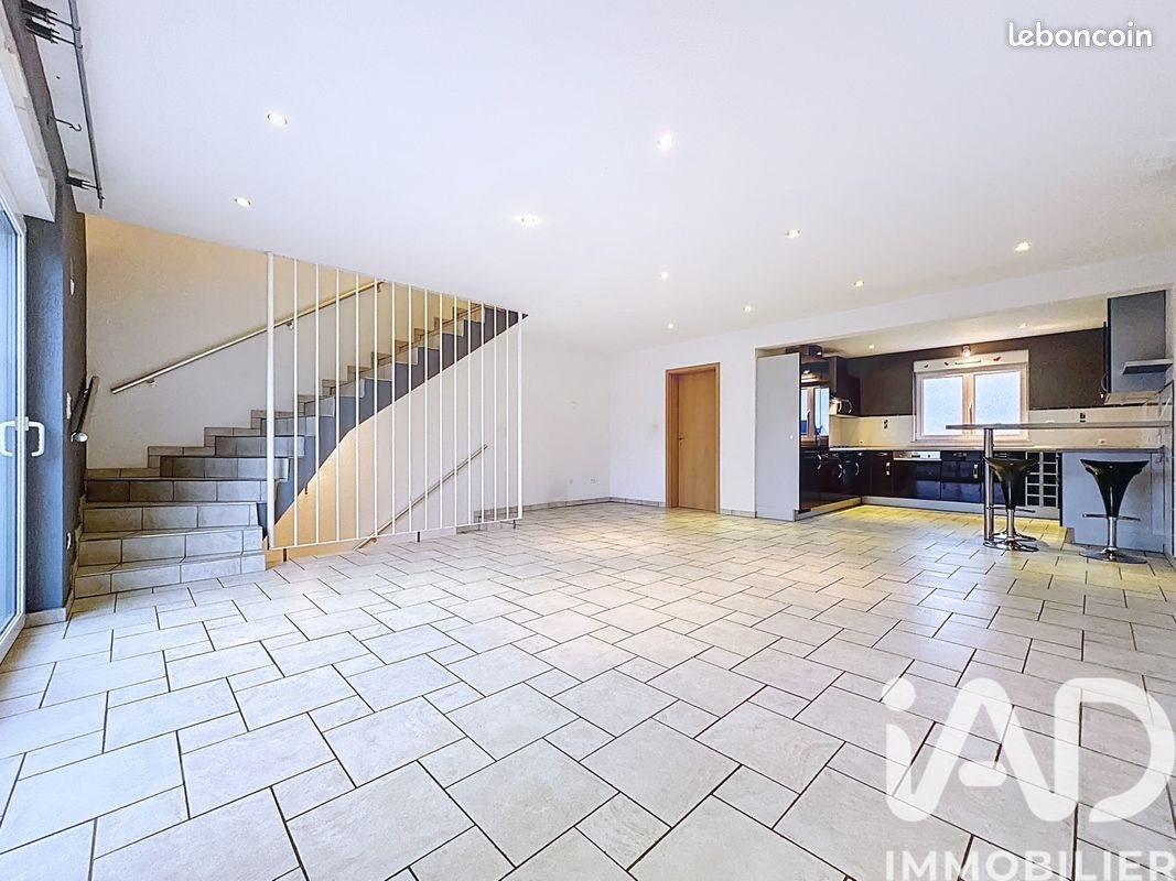 Maison à vendre, 126m², Guenviller