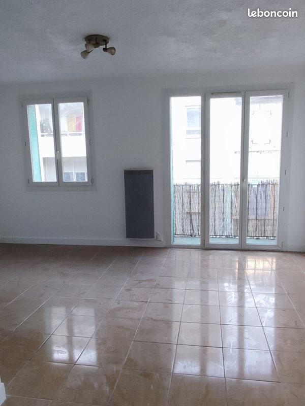 Appartement à louer, 39m², Marseille 8ème