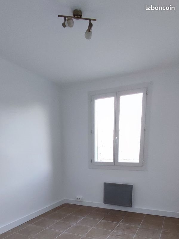 Appartement à louer, 39m², Marseille 8ème