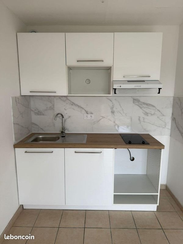 Appartement à louer, 24m², Lézignan-Corbières