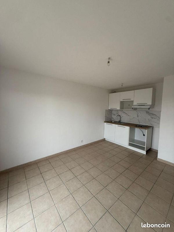 Appartement à louer, 24m², Lézignan-Corbières