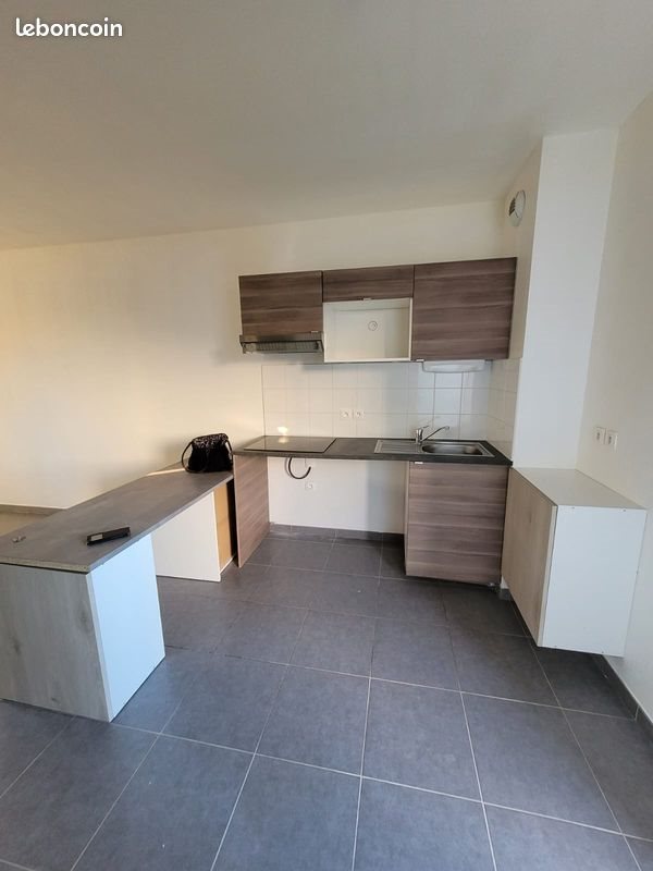 Appartement à louer, 39m², Théza