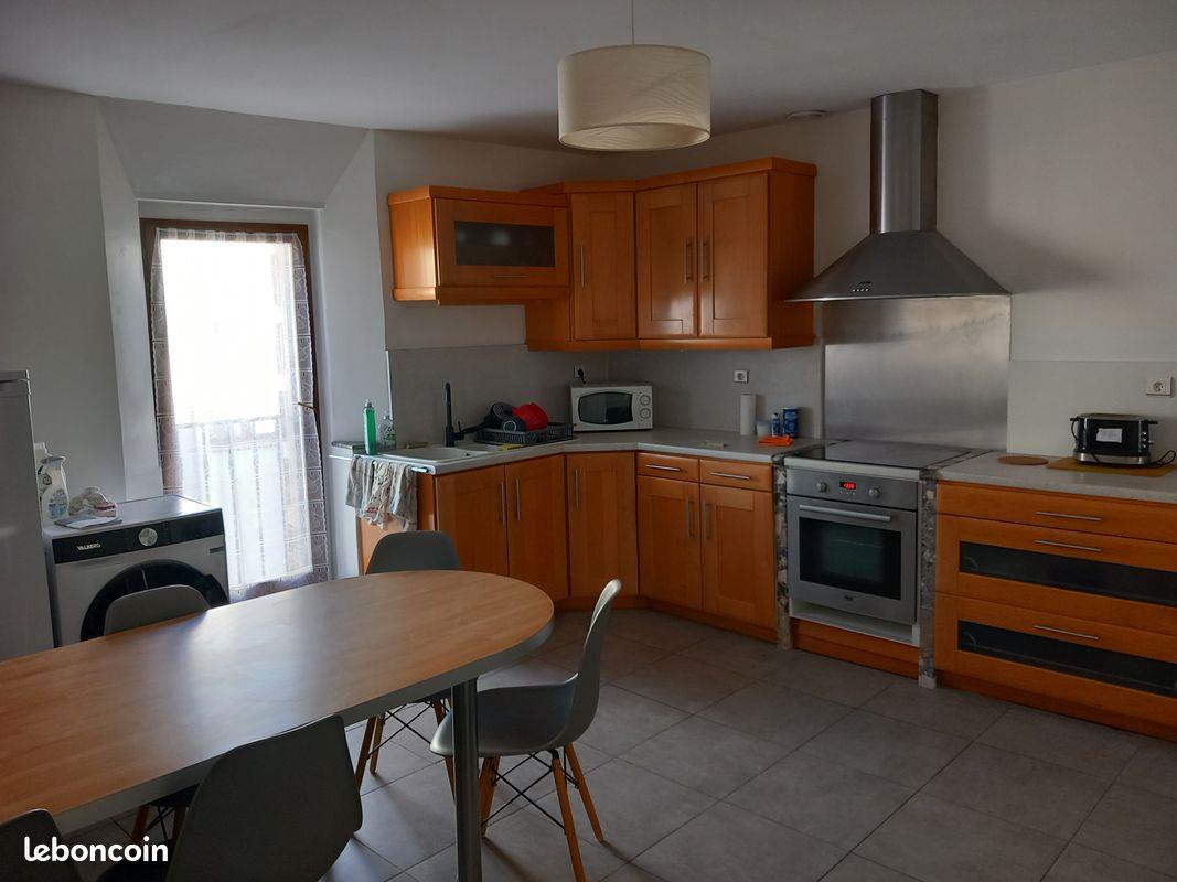 Maison à louer, 150m², Pollestres