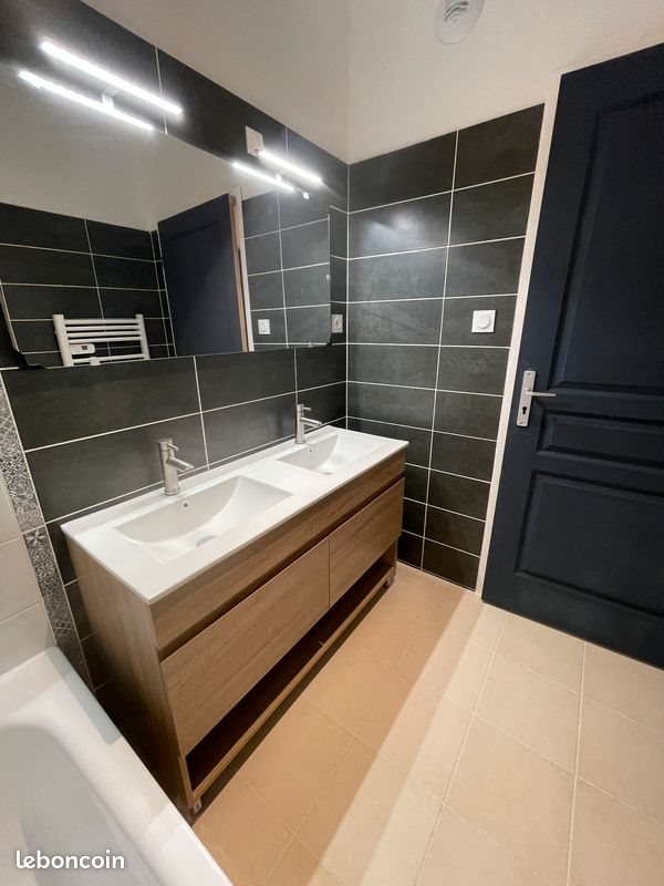 Appartement à louer, 65m², Beaucaire