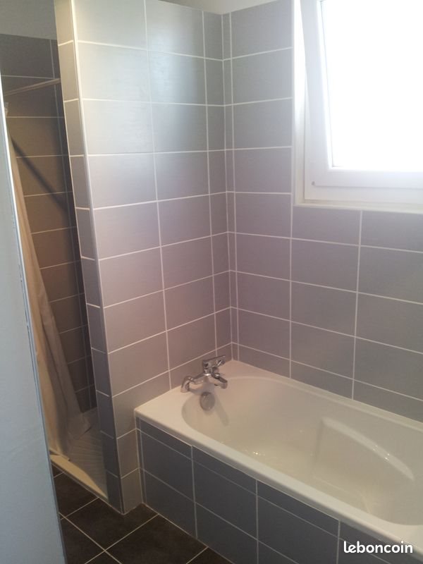 Appartement à louer, 70m², Sablons