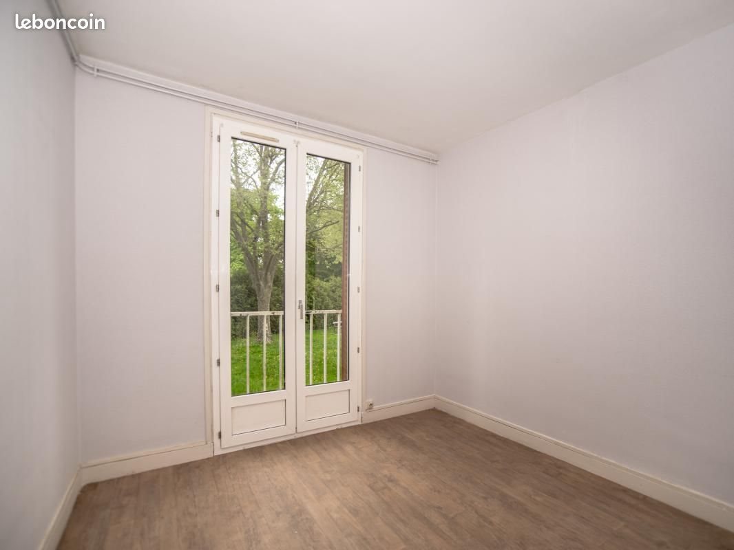 Appartement à louer, 55m², Charolles