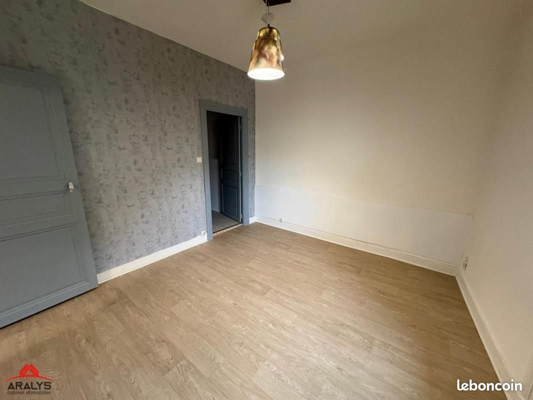 Appartement à louer, 41m², Roanne