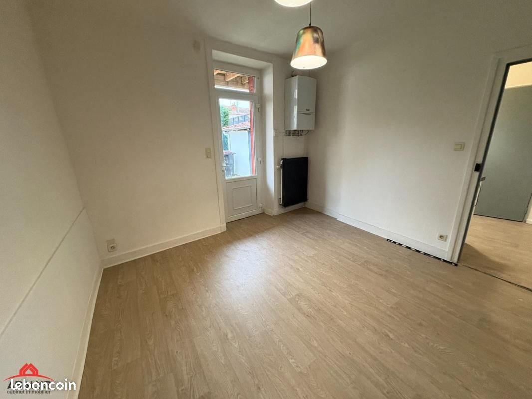 Appartement à louer, 41m², Roanne