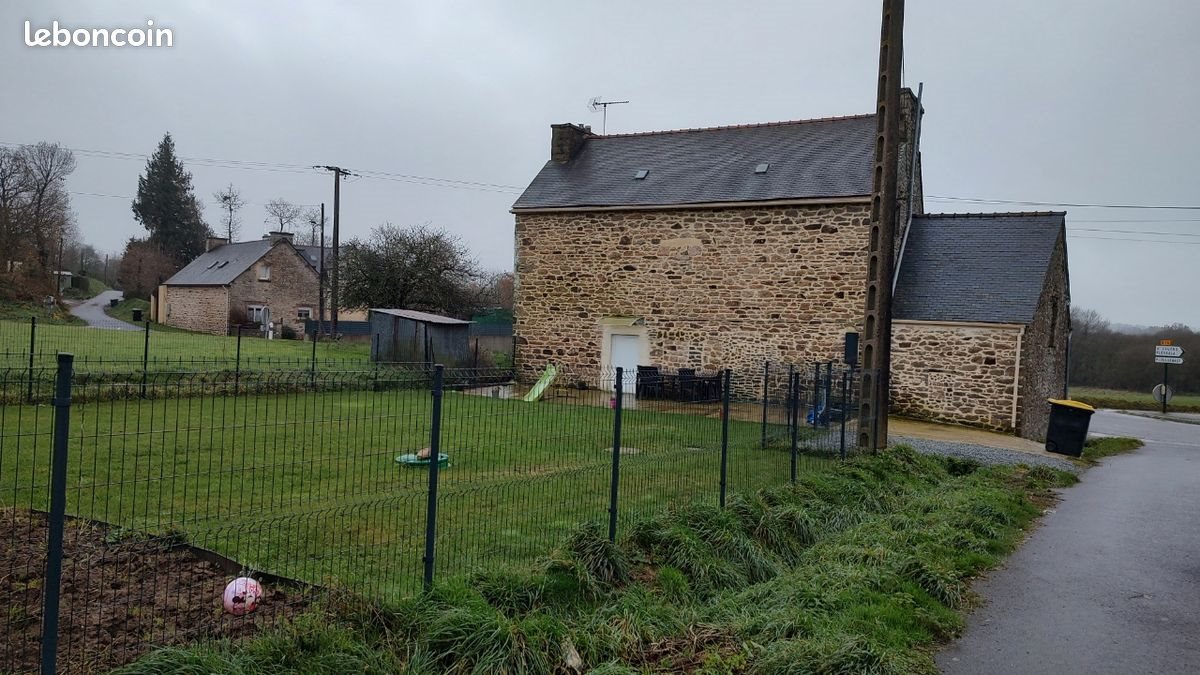 Maison à louer, 95m², Saint-Gouéno