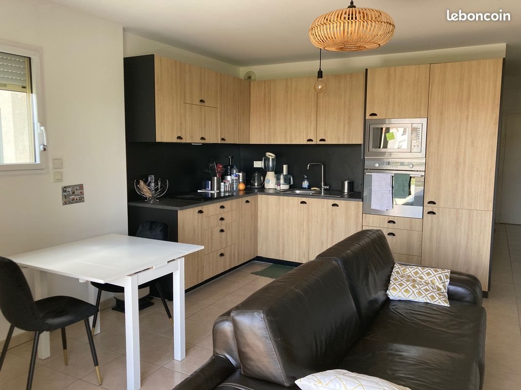 Appartement à louer, 47m², Saint-Just-Saint-Rambert
