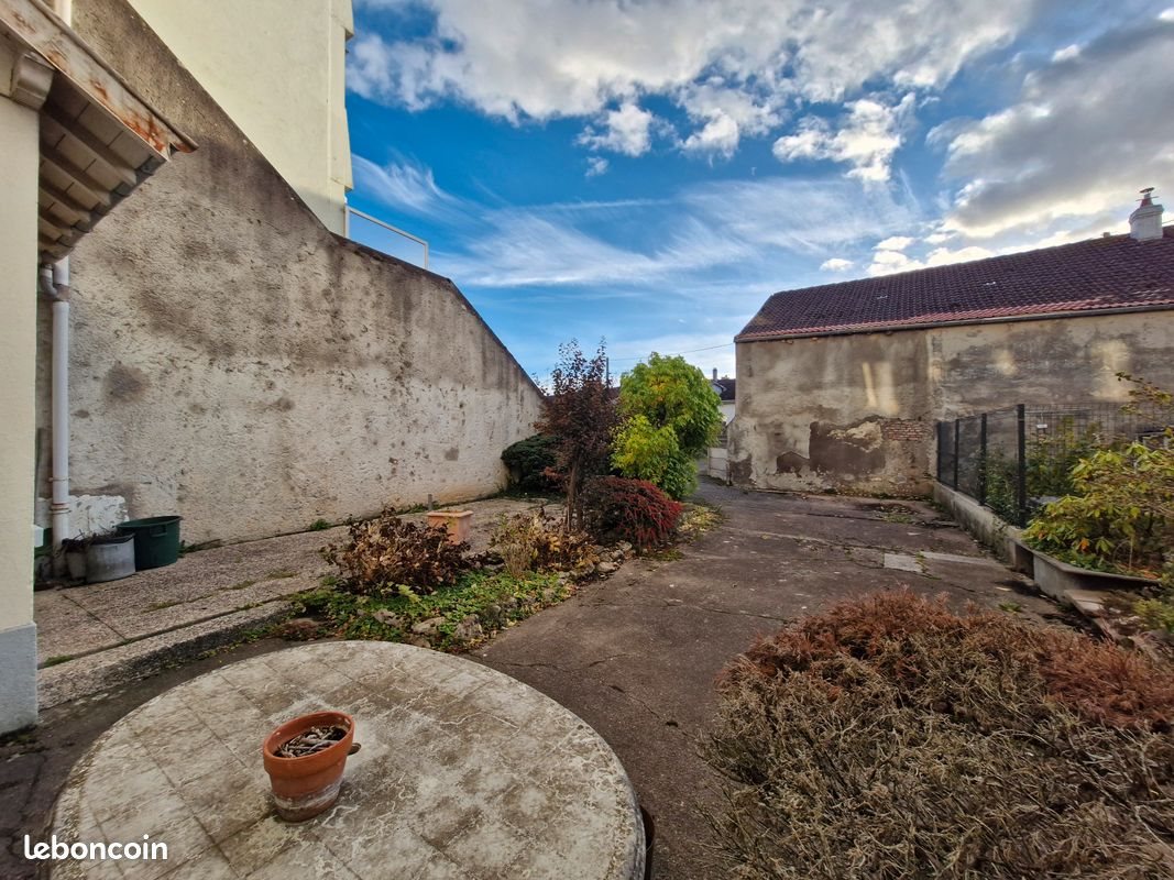 Maison à vendre, 300m², Thaon-les-Vosges
