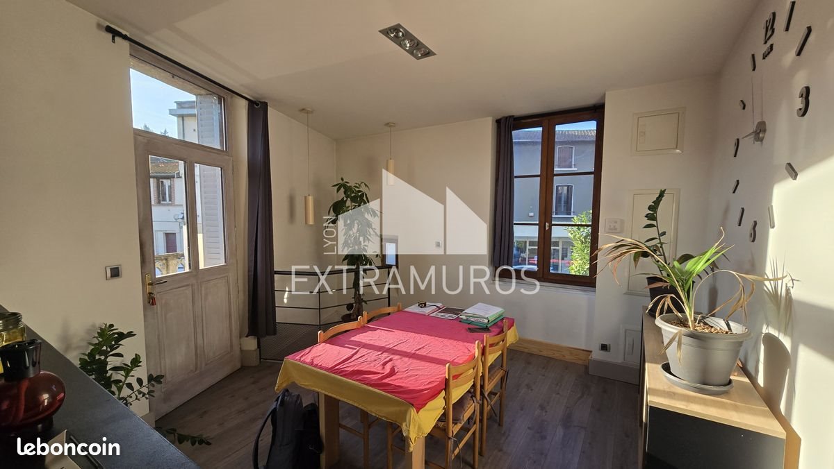 Appartement à vendre, 64m², Sain-Bel