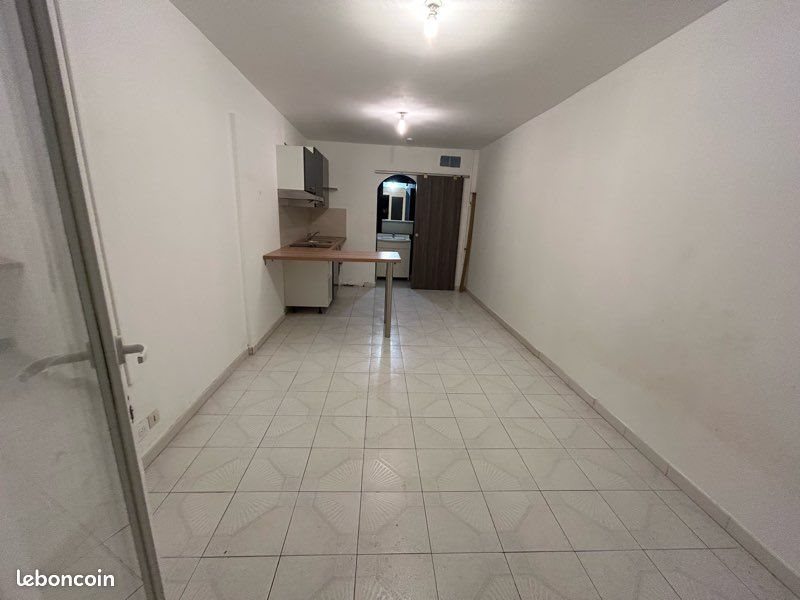 Appartement à louer, 20m², Rodilhan