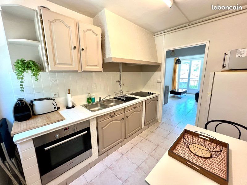 Appartement à louer, 41m², Nîmes