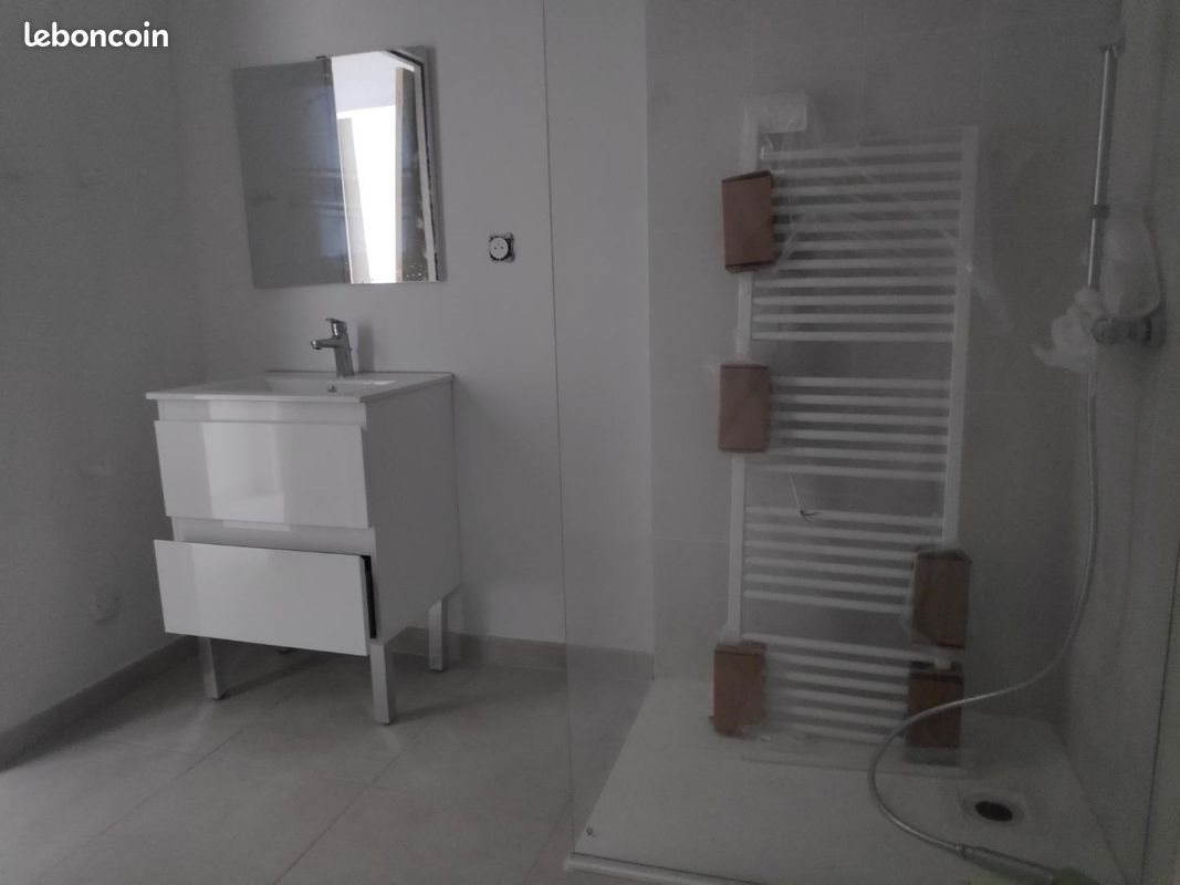 Appartement à louer, 70m², Nîmes