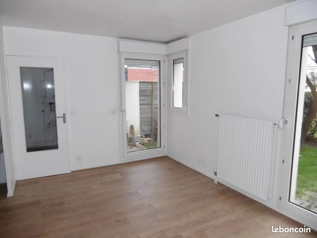 Appartement à louer, 29m², Montigny-le-Bretonneux
