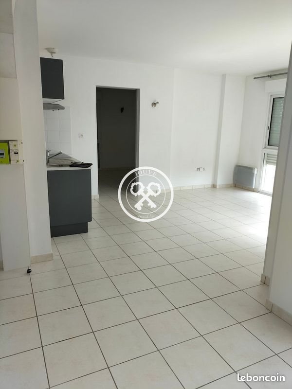 Appartement à louer, 42m², Saint-Julien-les-Villas