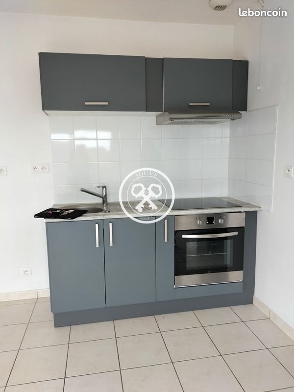 Appartement à louer, 42m², Saint-Julien-les-Villas