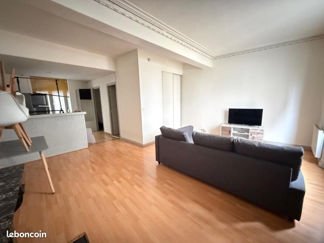 Appartement à louer, 40m², Saint-Etienne