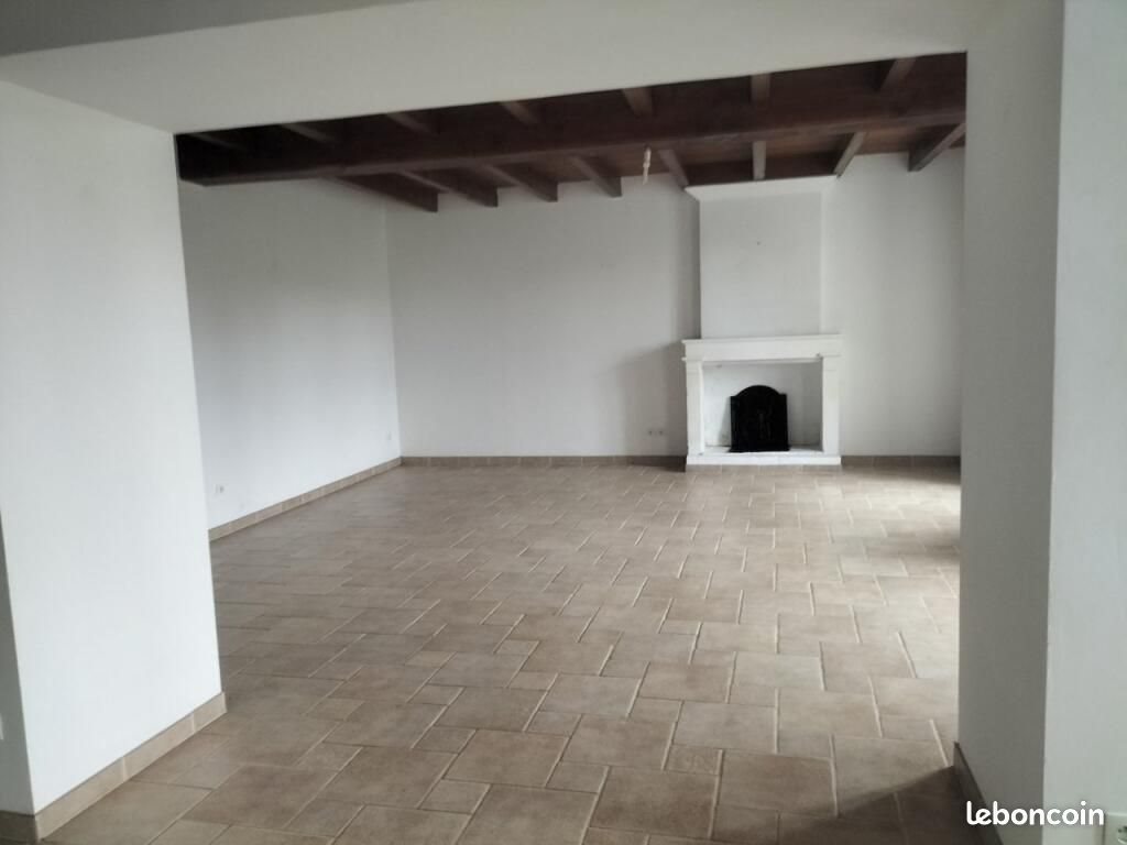 Maison à louer, 180m², Geay