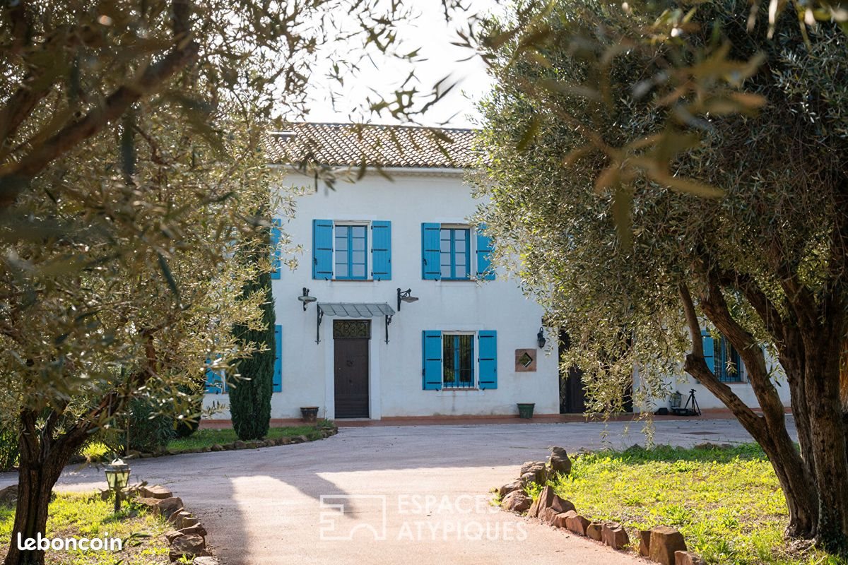 Maison à vendre, 430m², Solliès-Pont