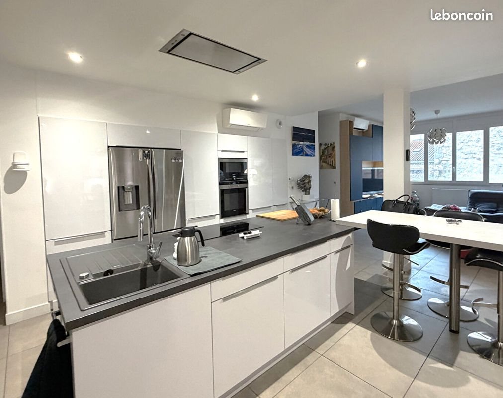 Appartement à vendre, 254m², Bon-Encontre