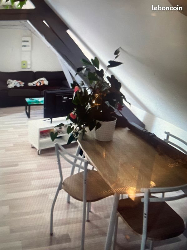 Appartement à louer, 25m², Noyon