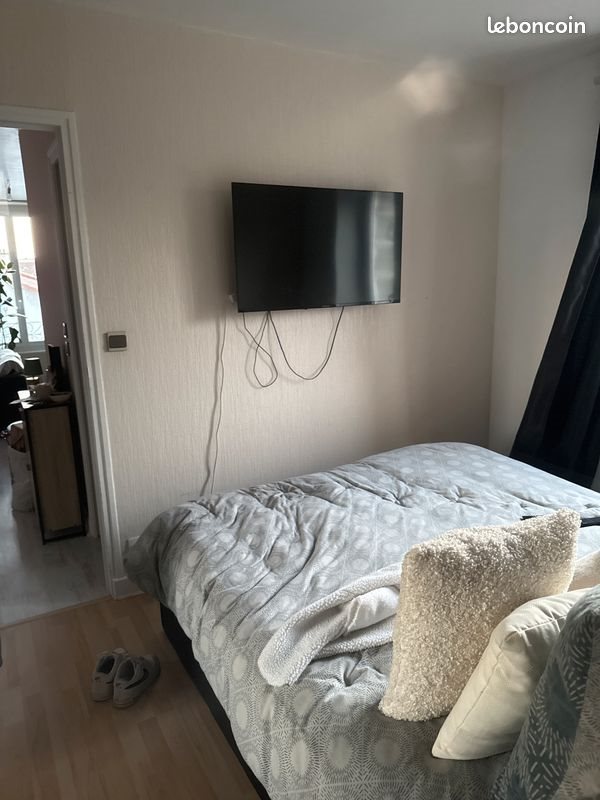 Appartement à louer, 40m², Arpajon-sur-Cère