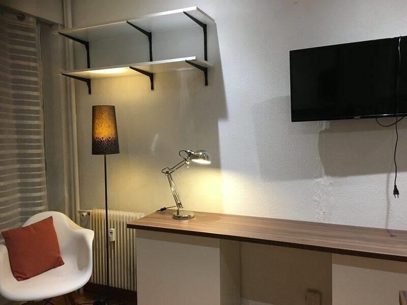 Appartement à louer, 18m², Marseille 8ème