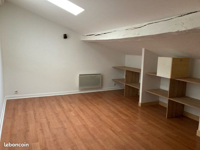 Appartement à louer, 90m², Launac