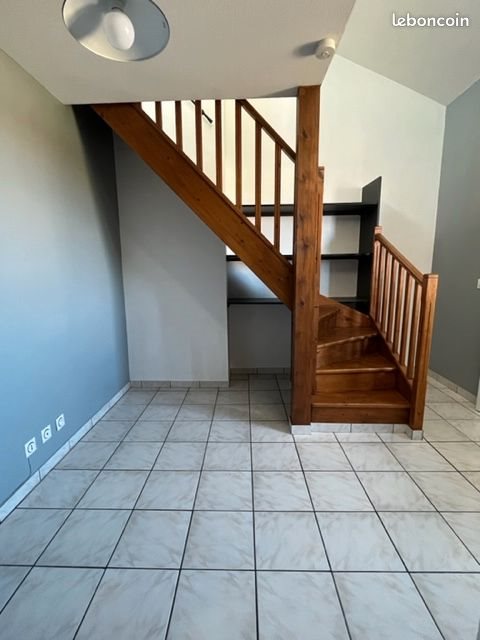 Appartement à louer, 21m², Reims