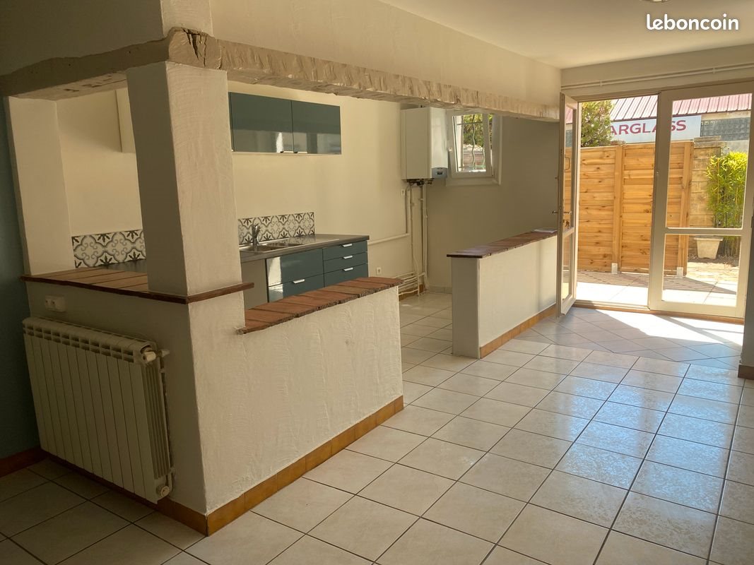 Appartement à louer, 64m², Fréjus