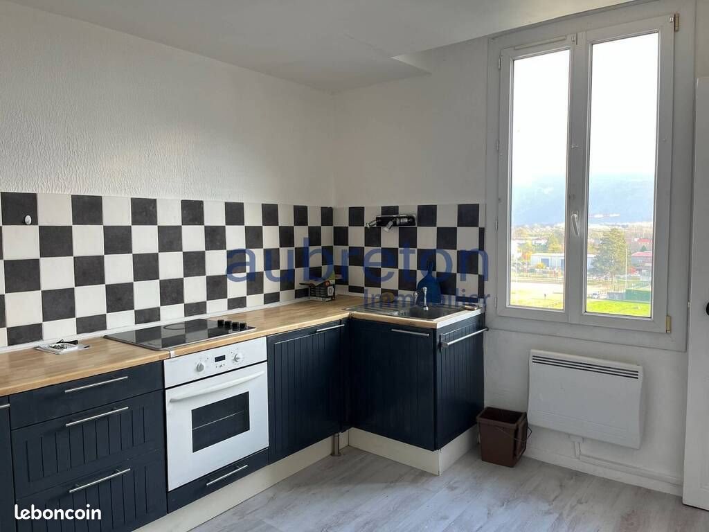 Appartement à louer, 25m², Tullins