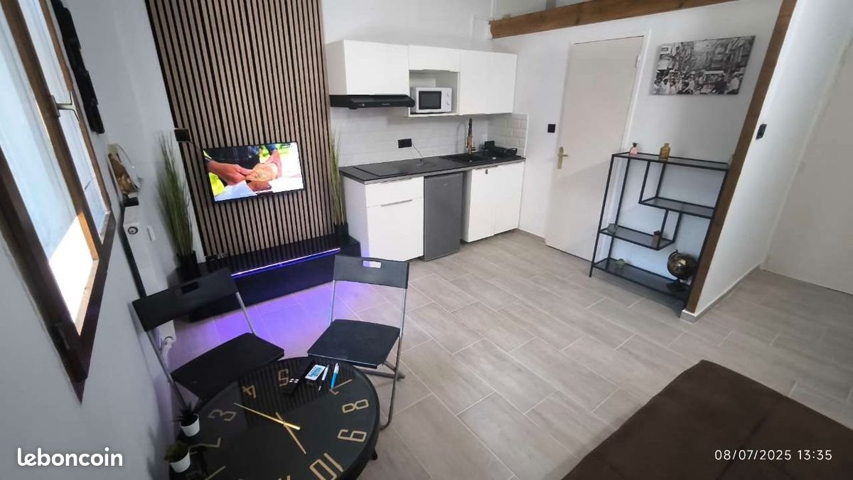 Appartement à louer, 18m², Saint-Martin-de-Crau