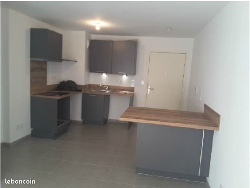 Appartement à louer, 56m², Marseille 5ème
