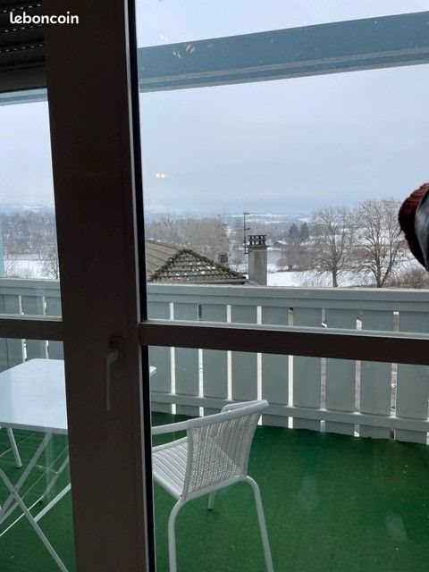 Appartement à louer, 48m², Ville-en-Sallaz