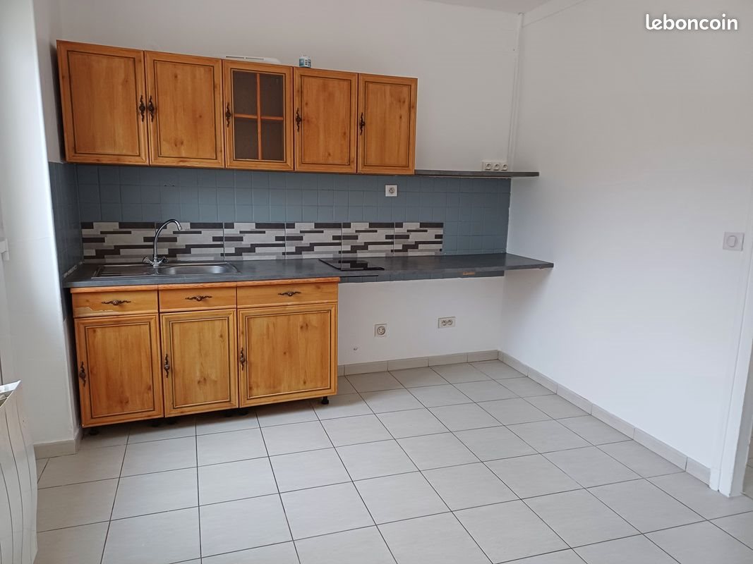 Maison à louer, 43m², Charmoy