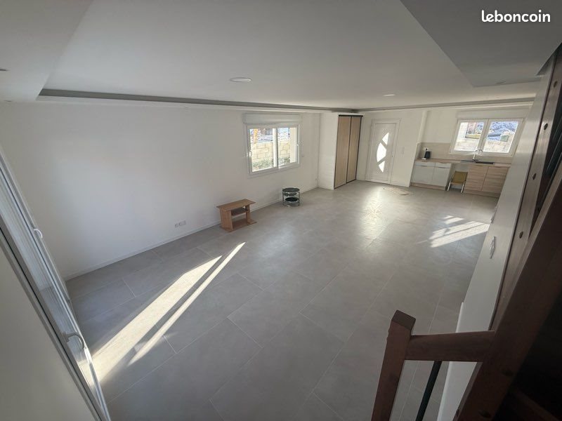 Maison à louer, 100m², Champvans