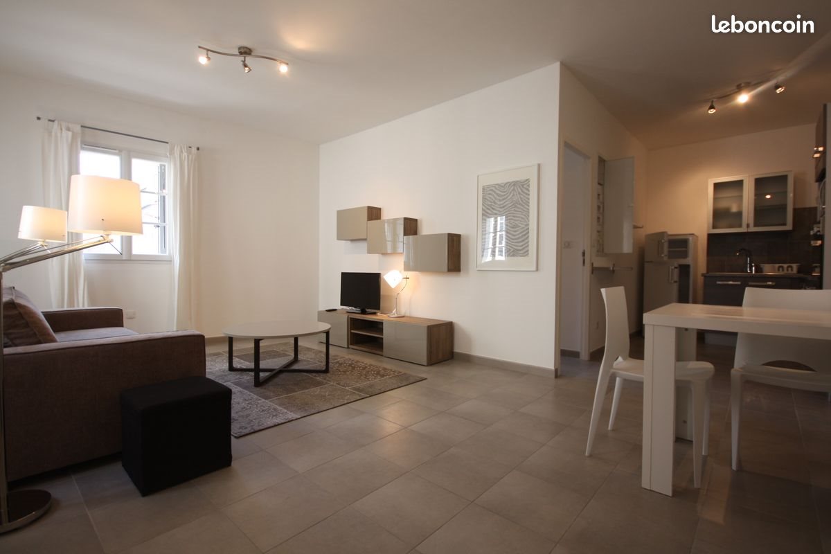 Appartement à louer, 51m², Marseille 1er