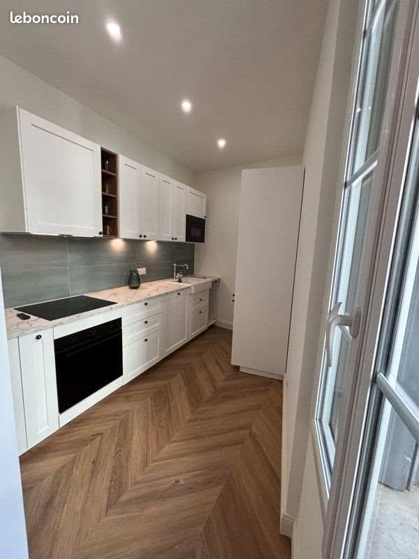 Appartement à louer, 72m², Nîmes