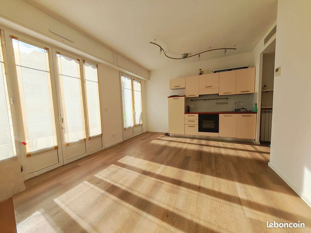 Appartement à louer, 62m², Nice