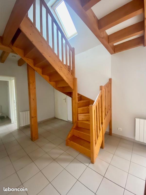 Maison à louer, 94m², L'Hôpital-le-Mercier
