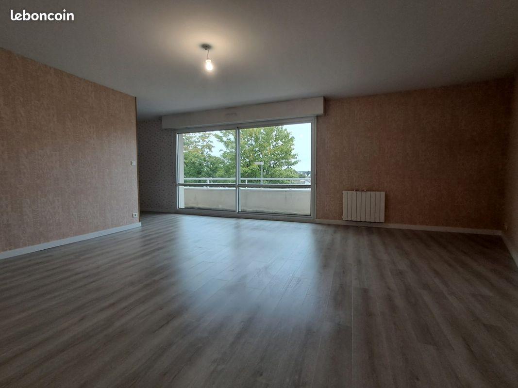 Appartement à louer, 67m², Loudéac